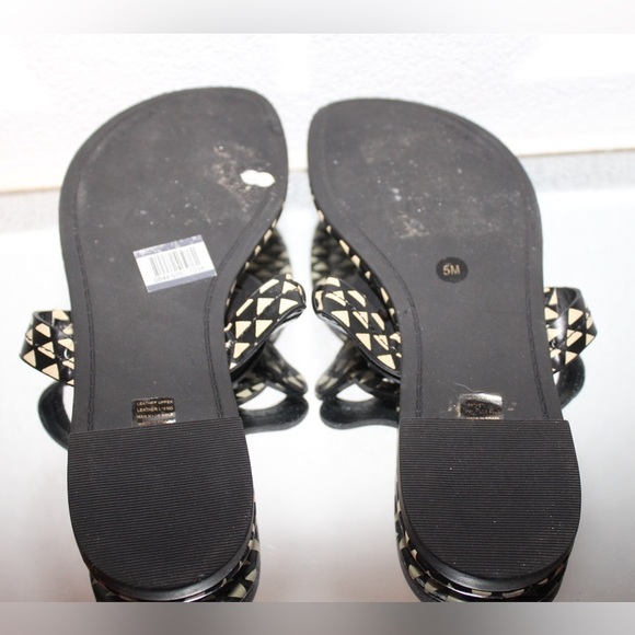 Tory Burch Miller Flip Flop Sandals Triangle Geo Print Women’s Size 5 - Picture 3 of 4